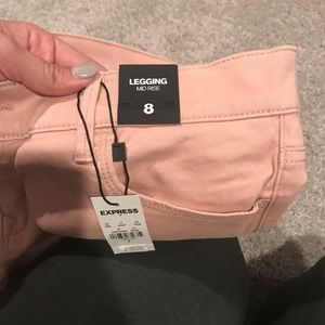 Express skinny jegging jeans if blush/pink